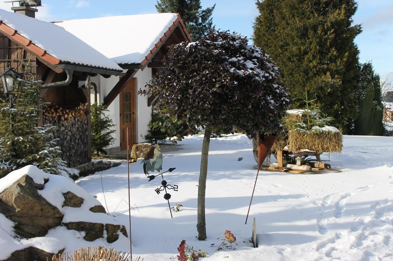 Landhotel Kastanienhof Georgenberg エクステリア 写真