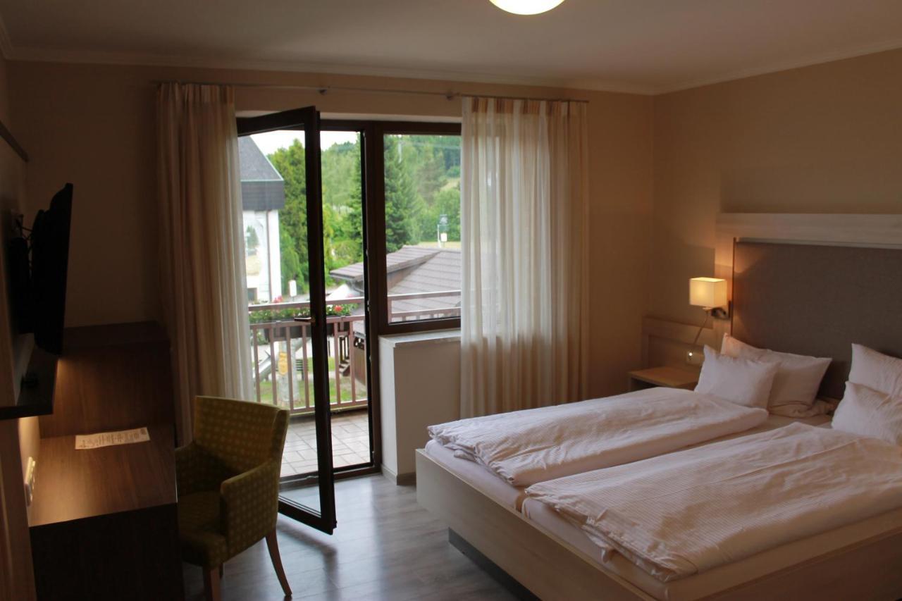 Landhotel Kastanienhof Georgenberg エクステリア 写真