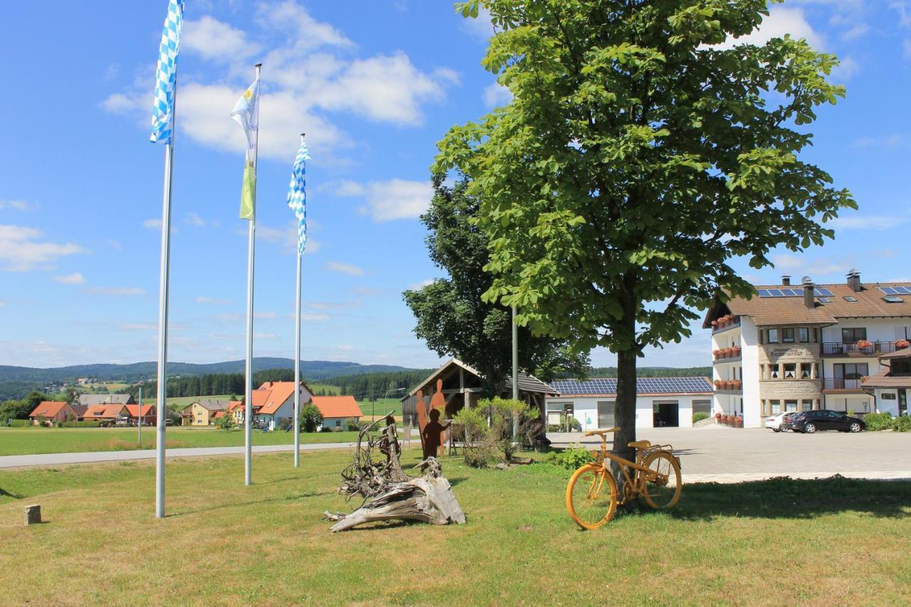 Landhotel Kastanienhof Georgenberg エクステリア 写真